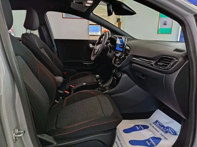 Ford Puma view 12