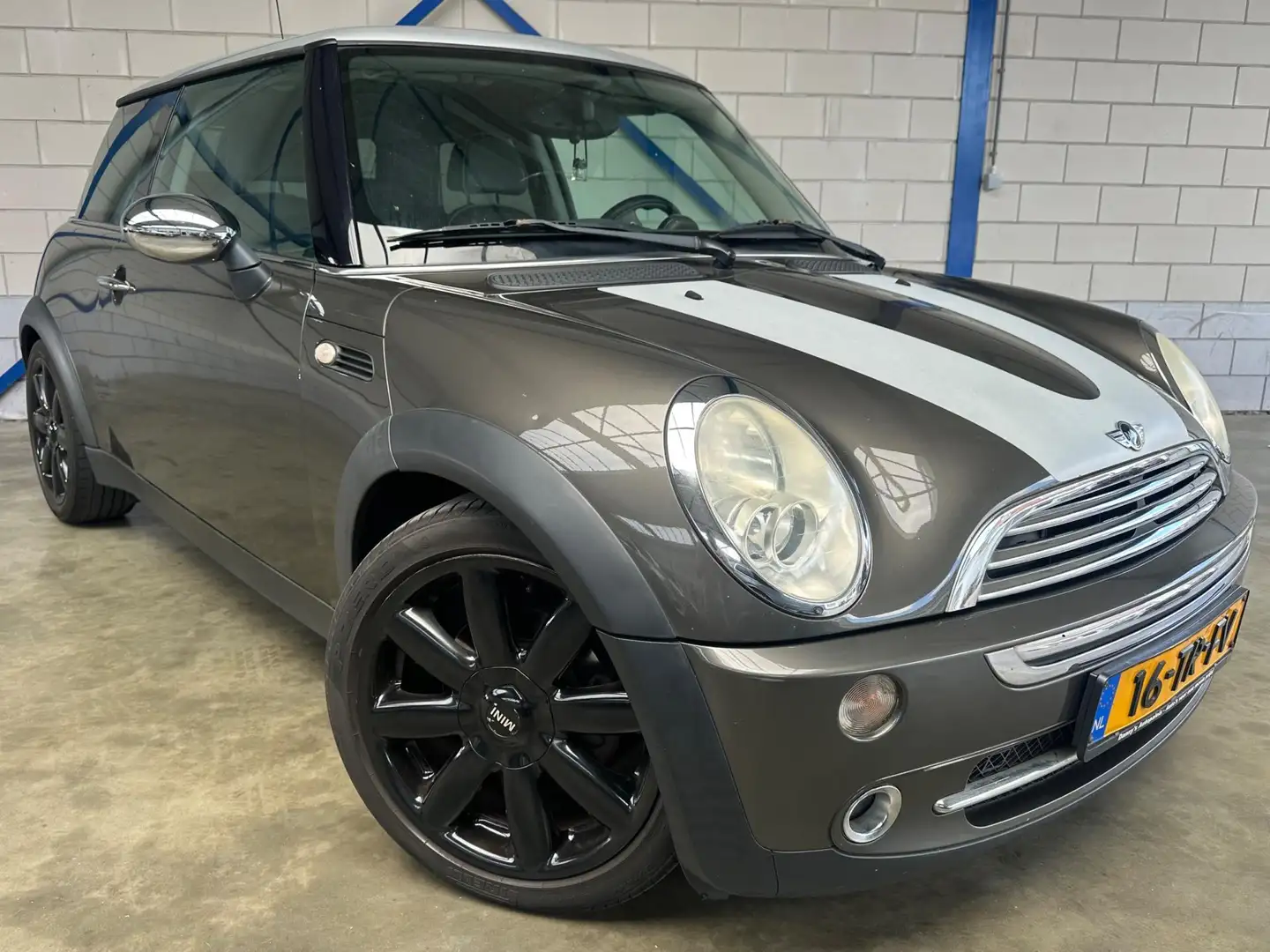 MINI Cooper Mini 1.6 Chili Grijs - 2
