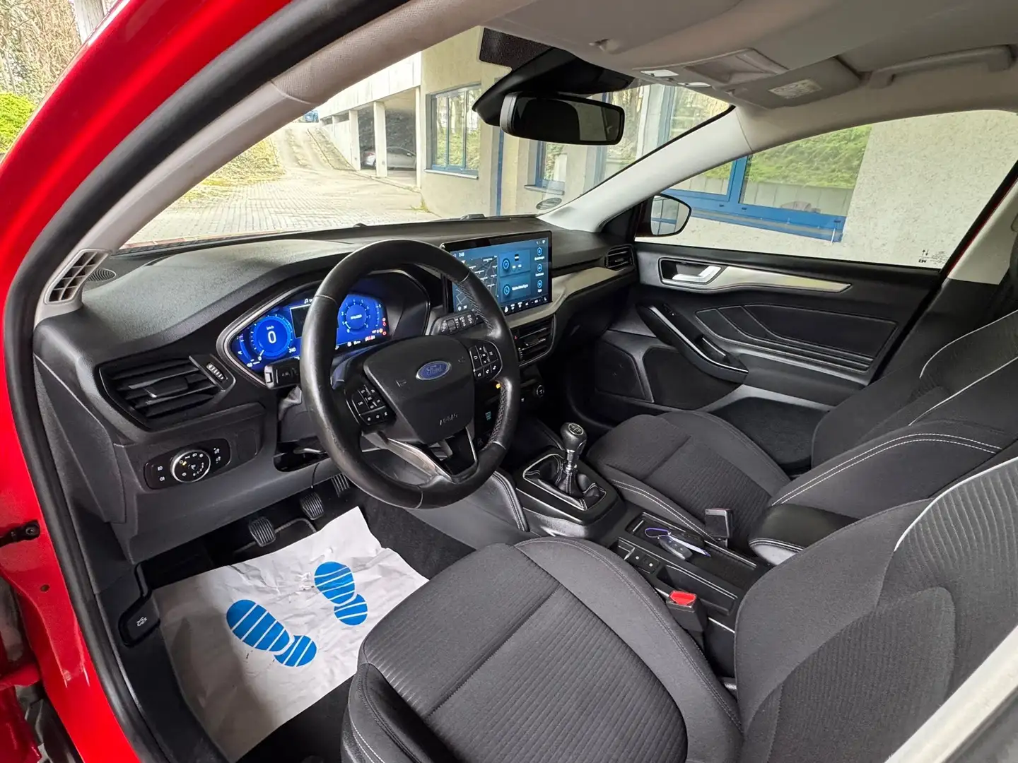 Ford Focus Titanium X ** 1. Hand ** Tüv Neu ** Rot - 2