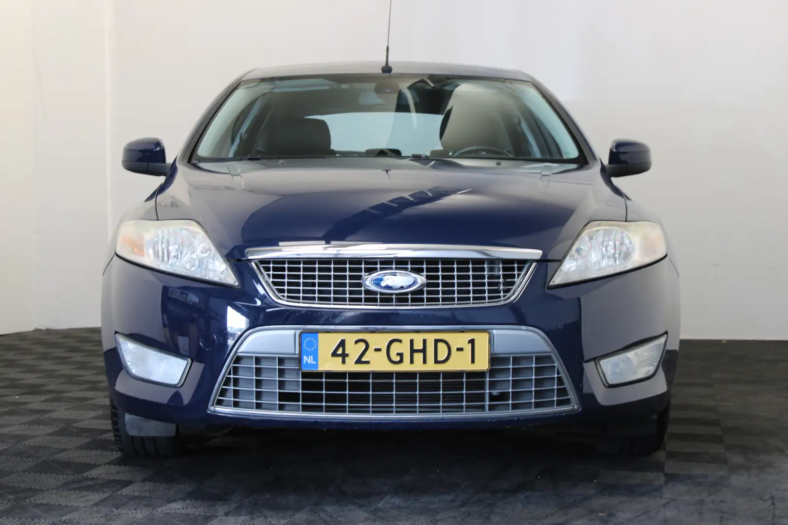 Ford Mondeo 1.6-16V Titanium Blauw - 2