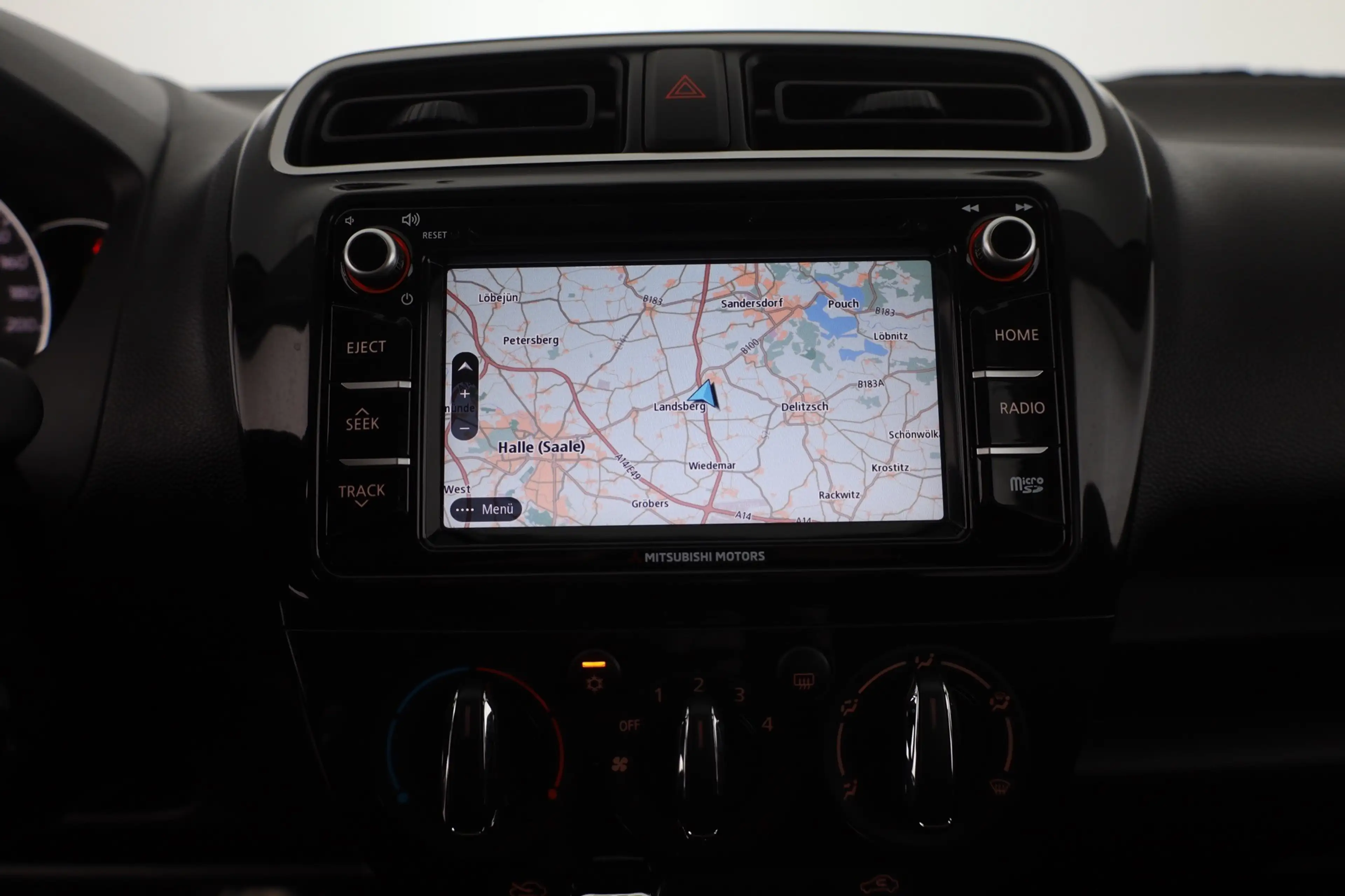 Mitsubishi Space Star 1.2 Aut. Spirit+ Sitzheizung Navi DAB — photo 11