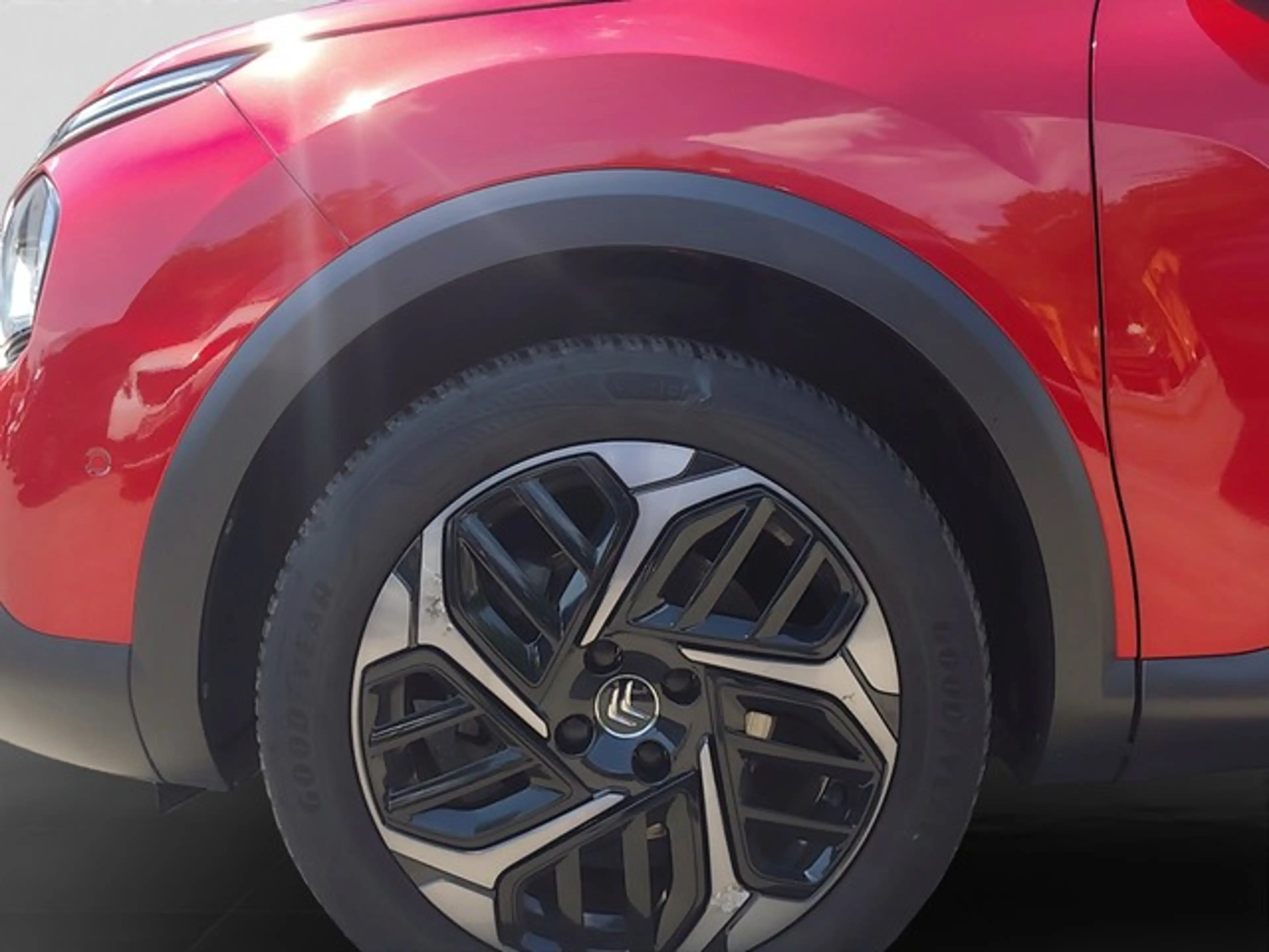 Citroen C4 SHINE EAT8 AHK SCHIEBEDACH SHZ PDC KAMERA — photo 7