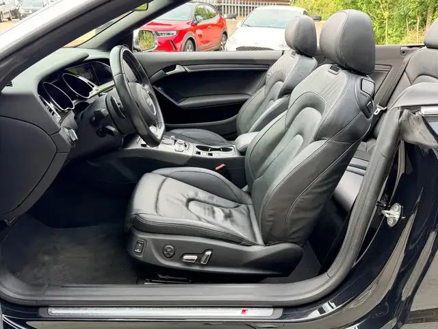 Audi A5 view 4