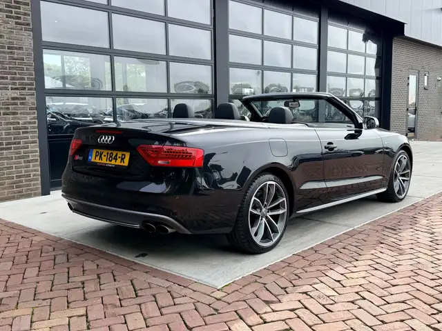 Audi A5 view 2