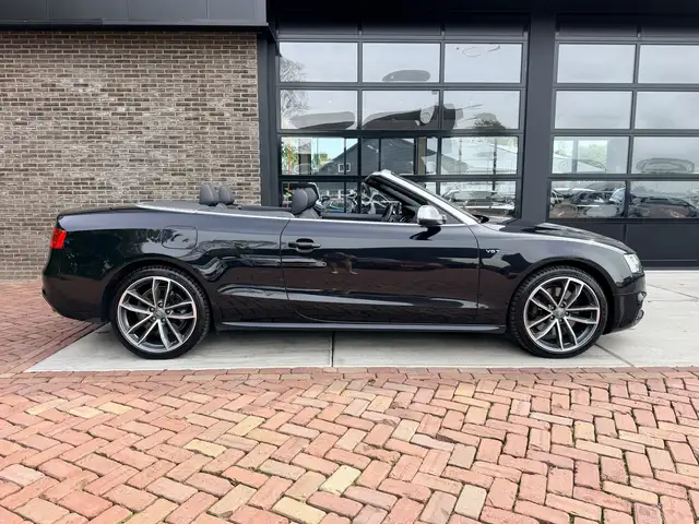 Audi A5 view 9