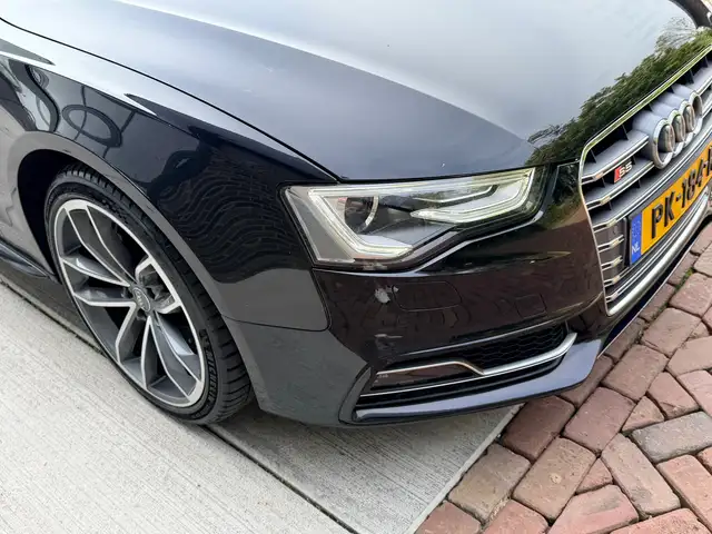 Audi A5 view 16
