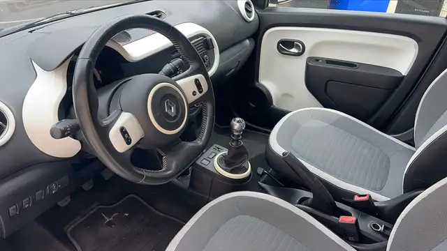 Renault Twingo view 8