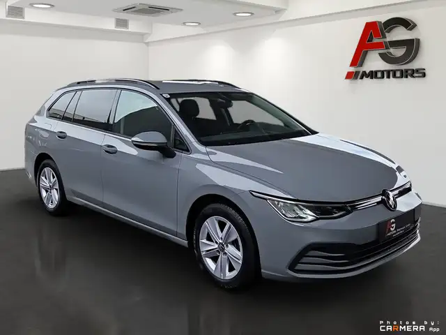 Volkswagen Golf view 4