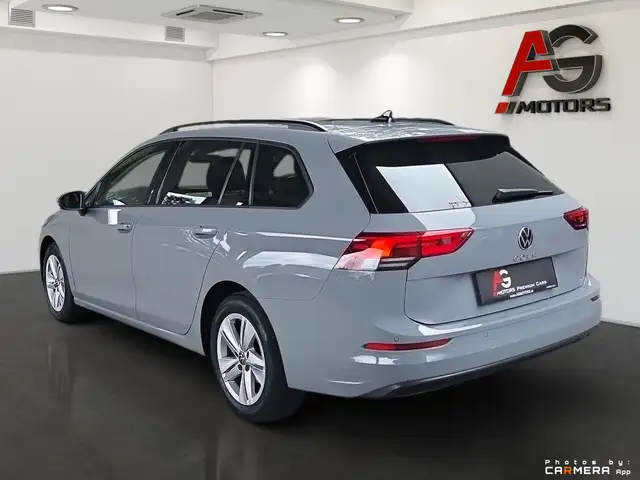 Volkswagen Golf view 8
