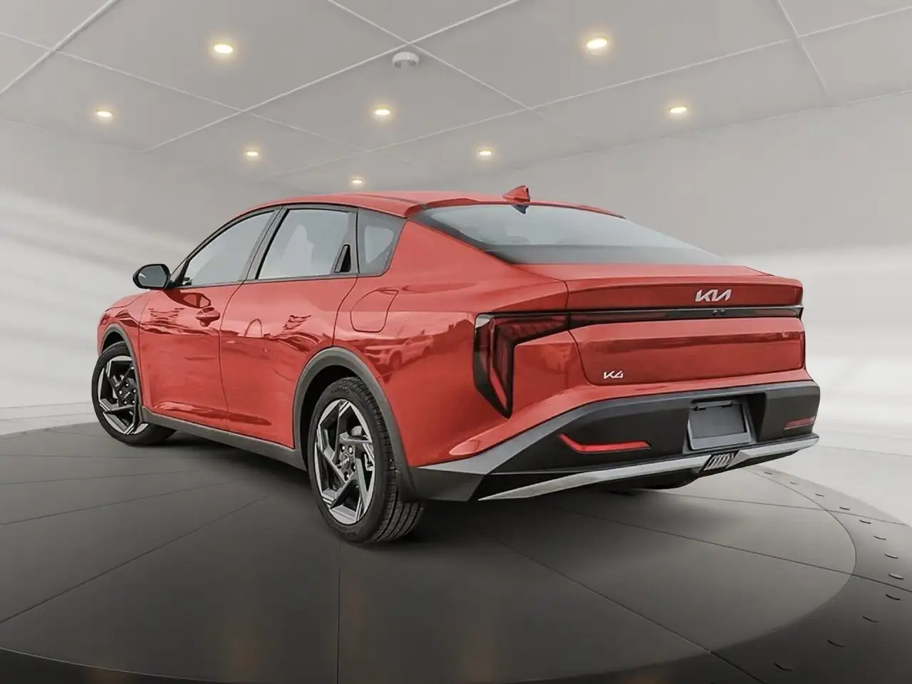 Kia K4 снимка Kia K4