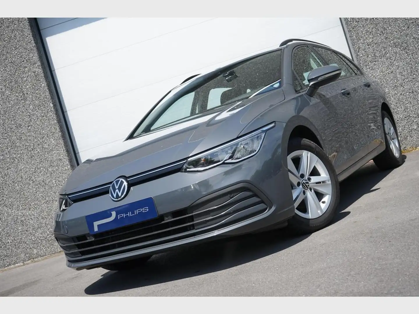 Volkswagen Golf Variant Life 1.0 eTSI 110pk 7 versnellingen DSG Grigio - 1
