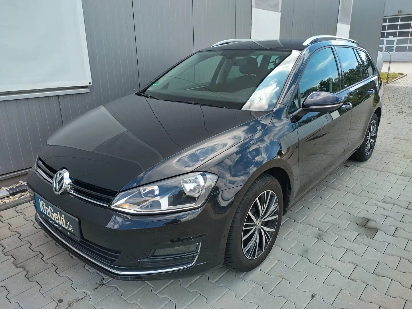 Volkswagen Golf Variant Allstar 1.2 TSI, Navi, PDC, Sitzheizung, Tempomat Zwart - 1