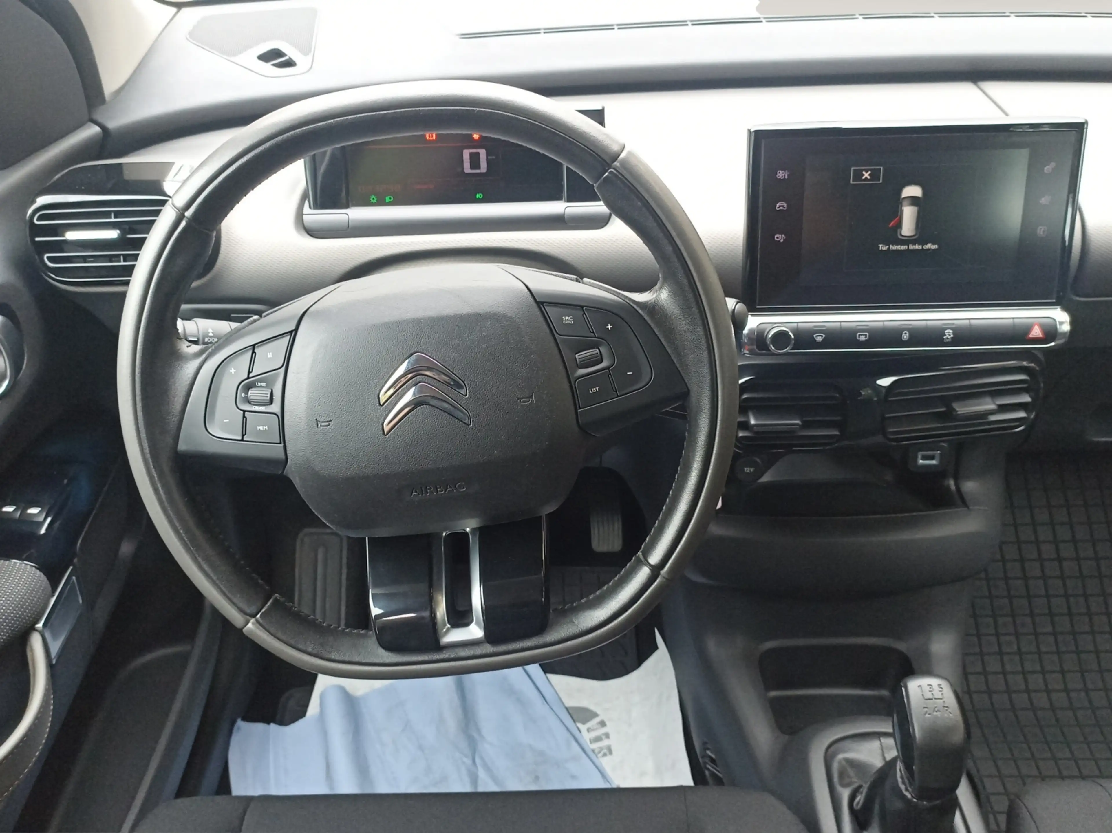 Citroen C4 Cactus VTi 82 Feel — photo 9