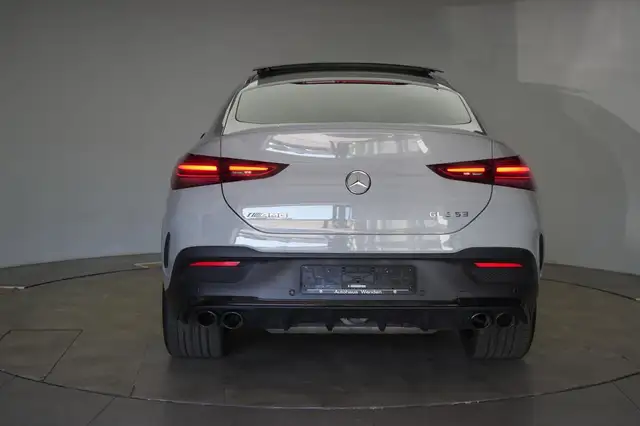 Mercedes-Benz GLE view 5
