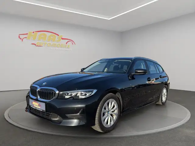 BMW 320 i Advantage *LED*Navi*SHZ*AHK*