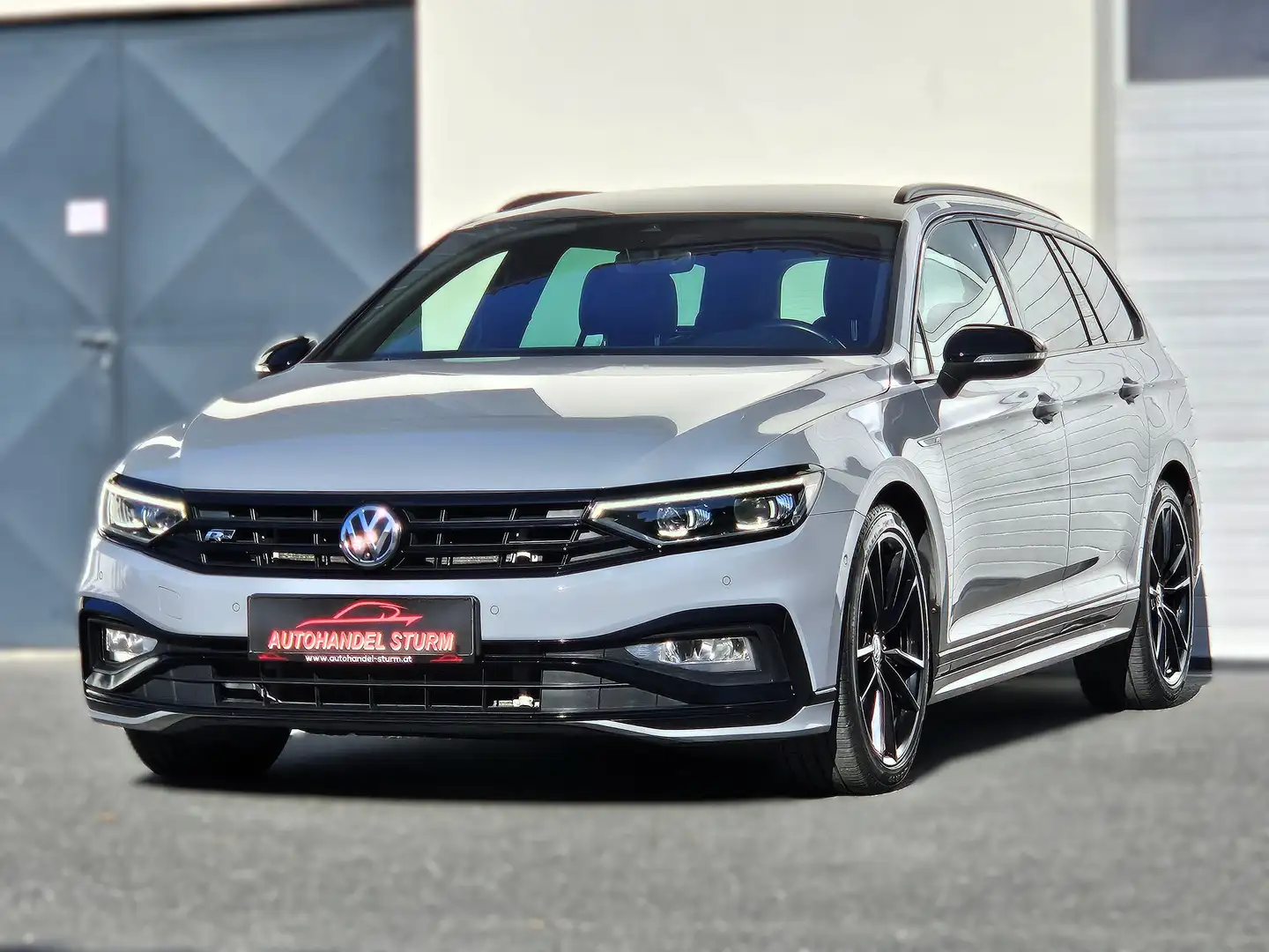 Volkswagen Passat Variant Performance RLine 2,0TDI 4Motion DSG *IQ.Light* Grau - 2