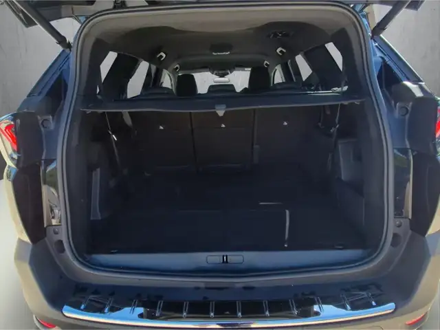 Peugeot 5008 view 7
