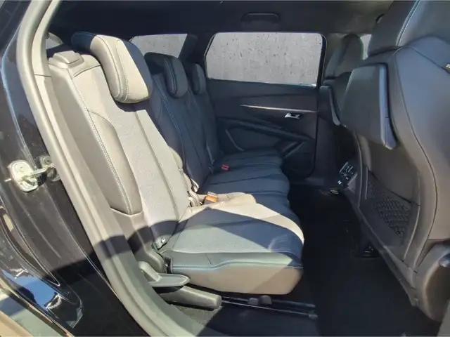 Peugeot 5008 view 14