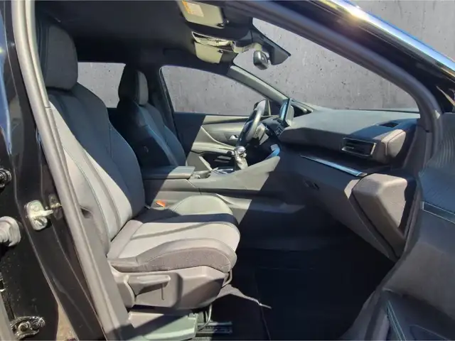 Peugeot 5008 view 13