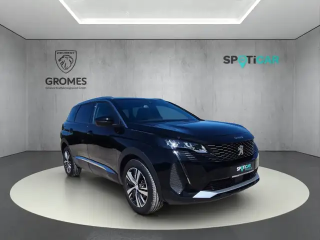 2024 Peugeot 5008 in Black for sale