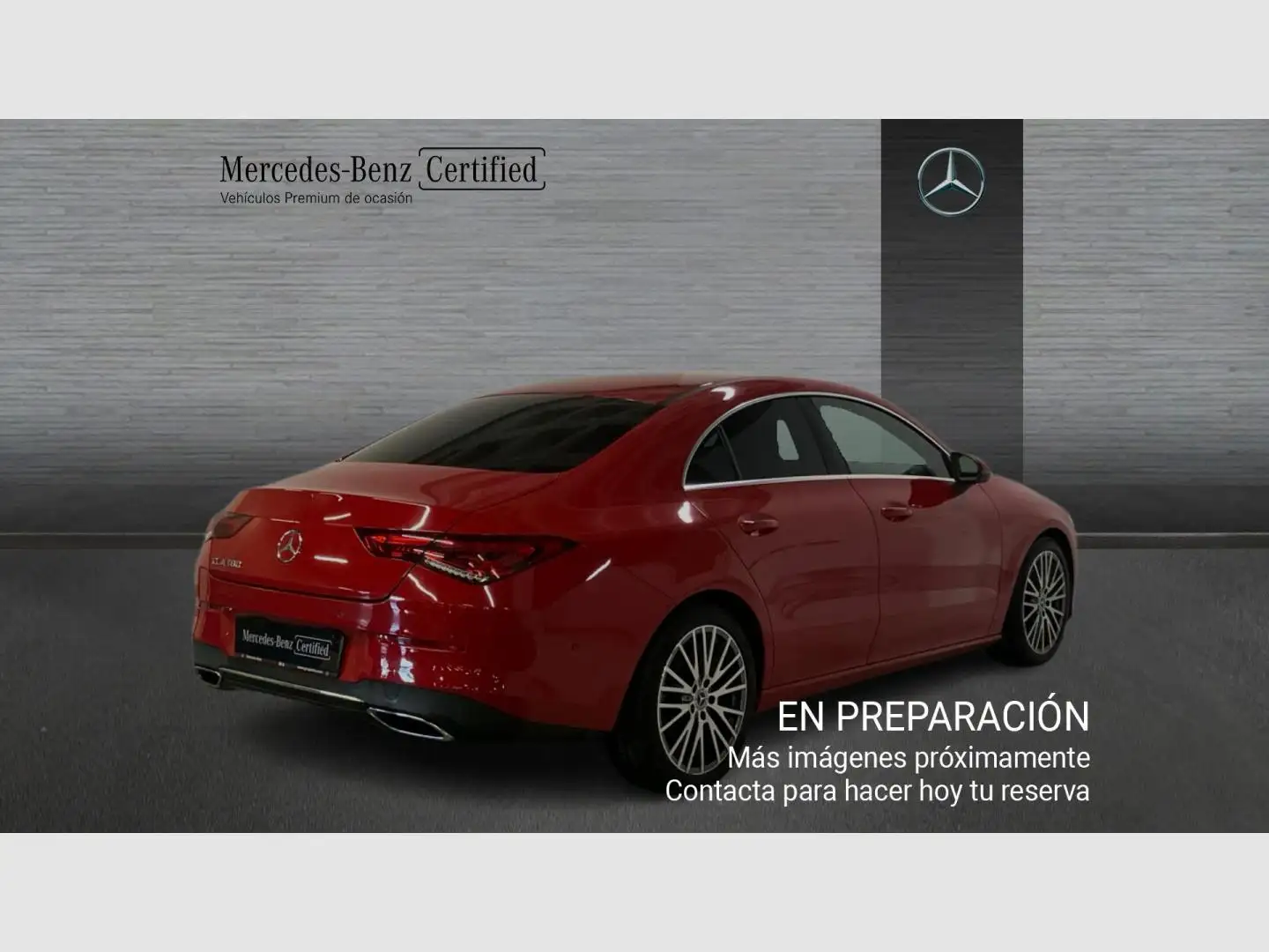 Mercedes-Benz CLA 180 Rojo - 2