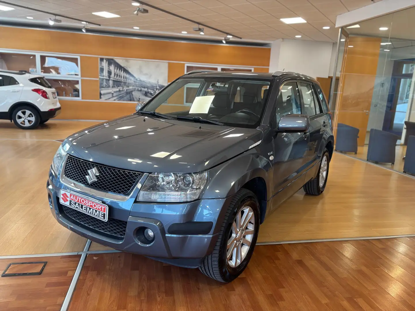 Suzuki Grand Vitara Grand Vitara 5p 1.9 ddis Executive Grigio - 1