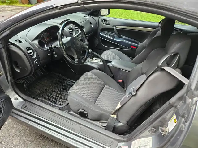 Mitsubishi Eclipse 2004 — photo 5