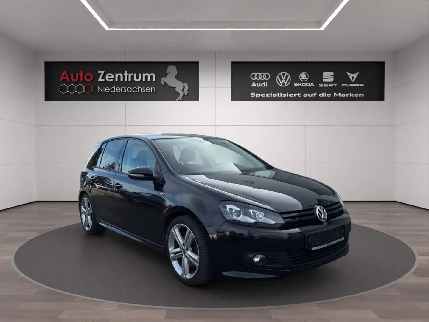 Volkswagen Golf 1.4 TSI DSG R-Line DYNAUDIO Kamera ab 39 EUR Rate Grau - 2