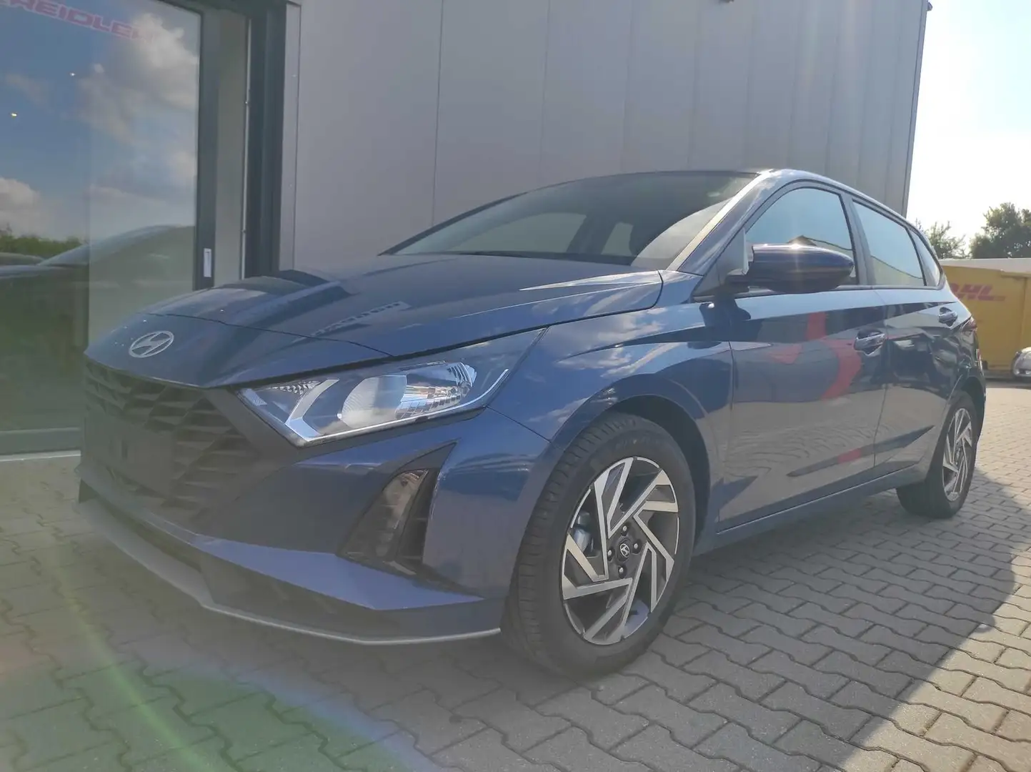 Hyundai i20 Wave*Navi*PDC*Cam*Shzg*Lhzg*16Zoll*VCockpit Blau - 1