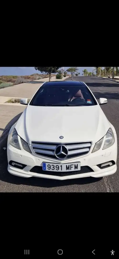 Mercedes-Benz E 350 Coupe AMG Package Blanco - 1