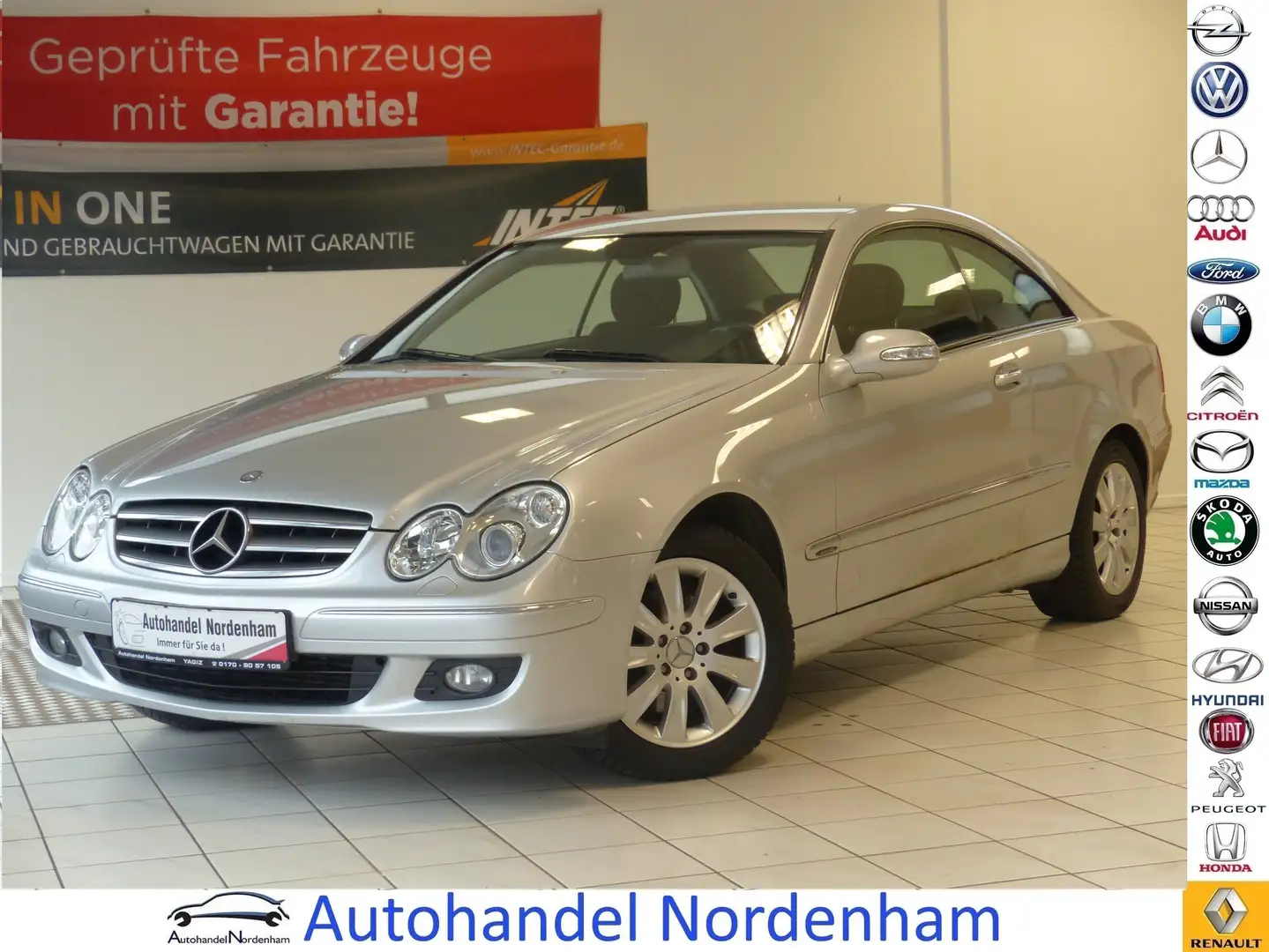 Mercedes-Benz CLK 200 CLK 200 Kompressor*AUTOMATIK*XENON*2.HD*TÜV NEU Grau - 1