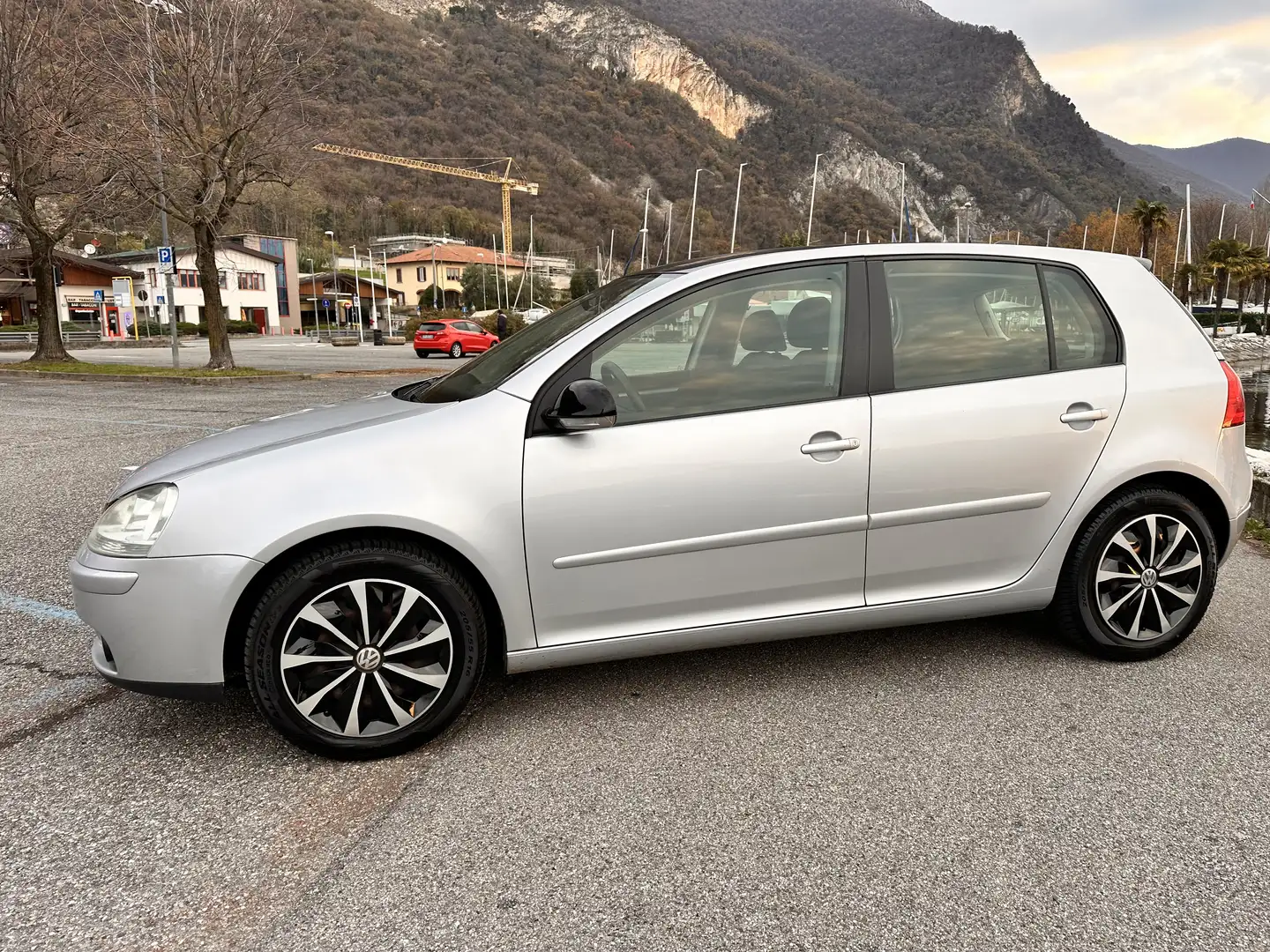 Volkswagen Golf Golf V 2008 5p 1.6 Comfortline Silber - 2