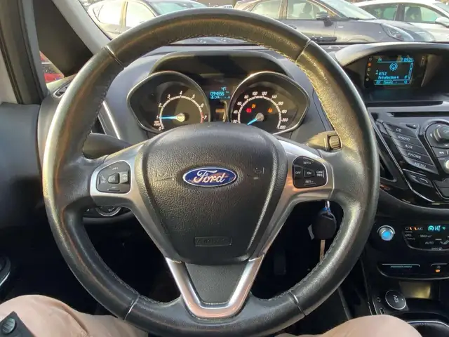 Ford B-Max view 6