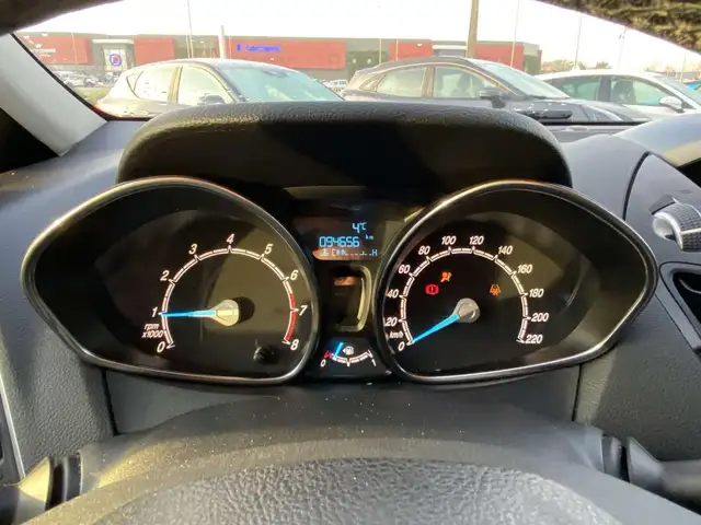 Ford B-Max view 7