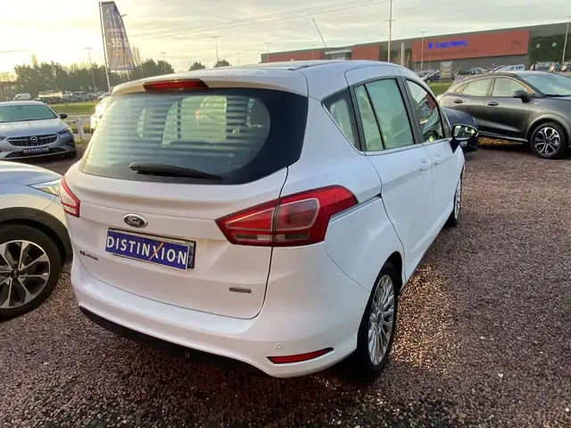 Ford B-Max view 4