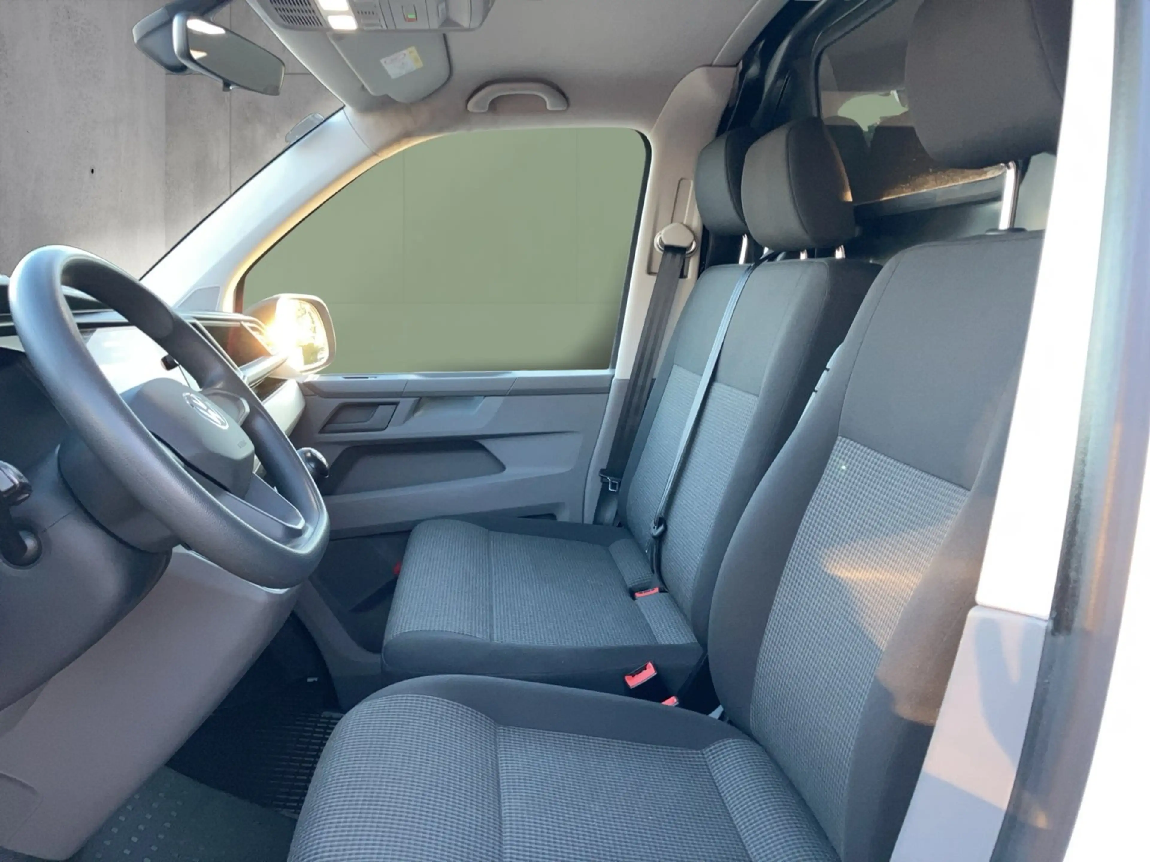 Volkswagen T6.1 Transporter VW Transporter HD-T6.1 Kastenwagen LR TDI — photo 10