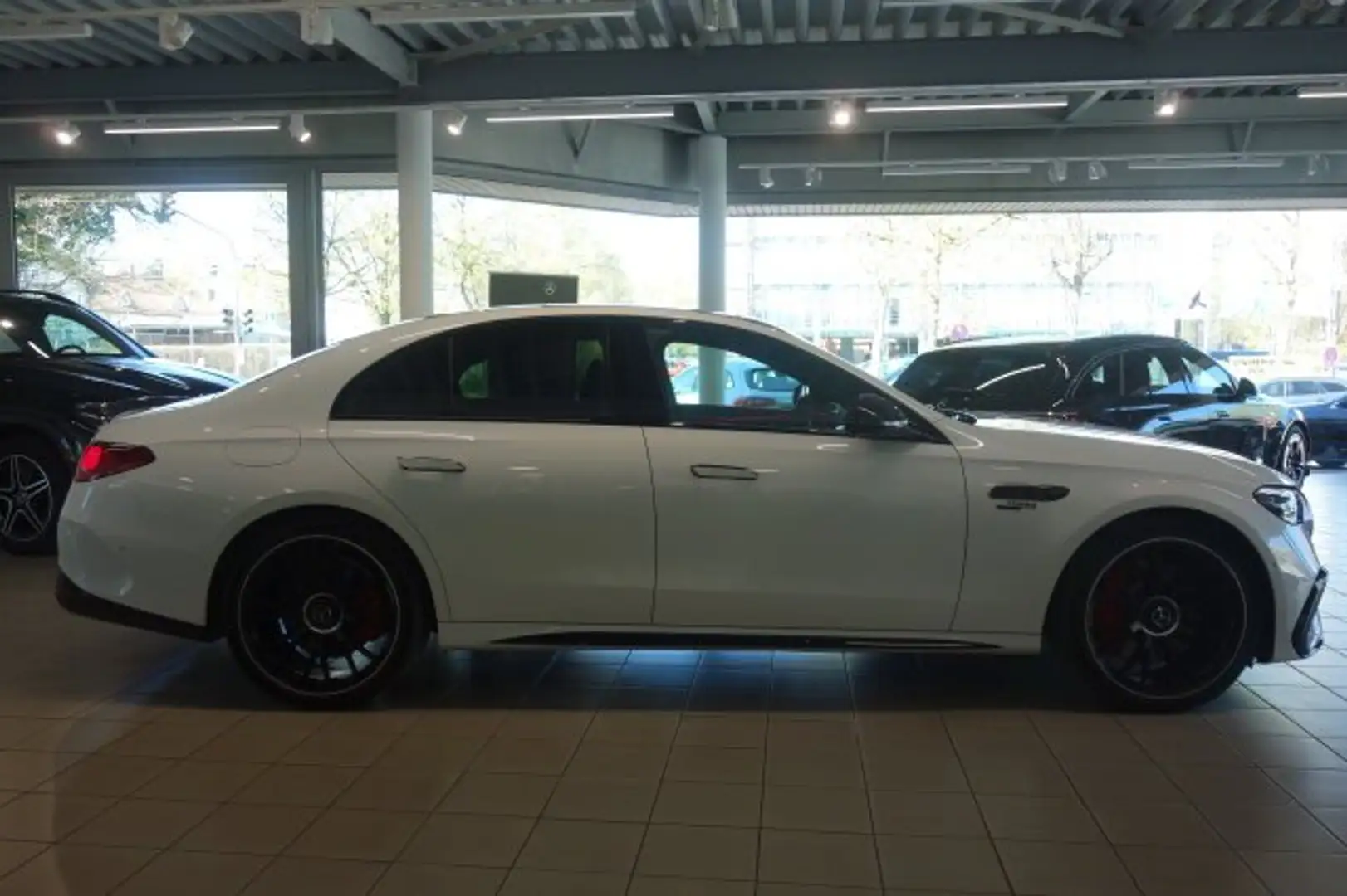 Mercedes-Benz E 53 AMG E 53 Hybrid 4M PERF SITZE PANO FAHR PAK CARBO 21 Blanco - 2