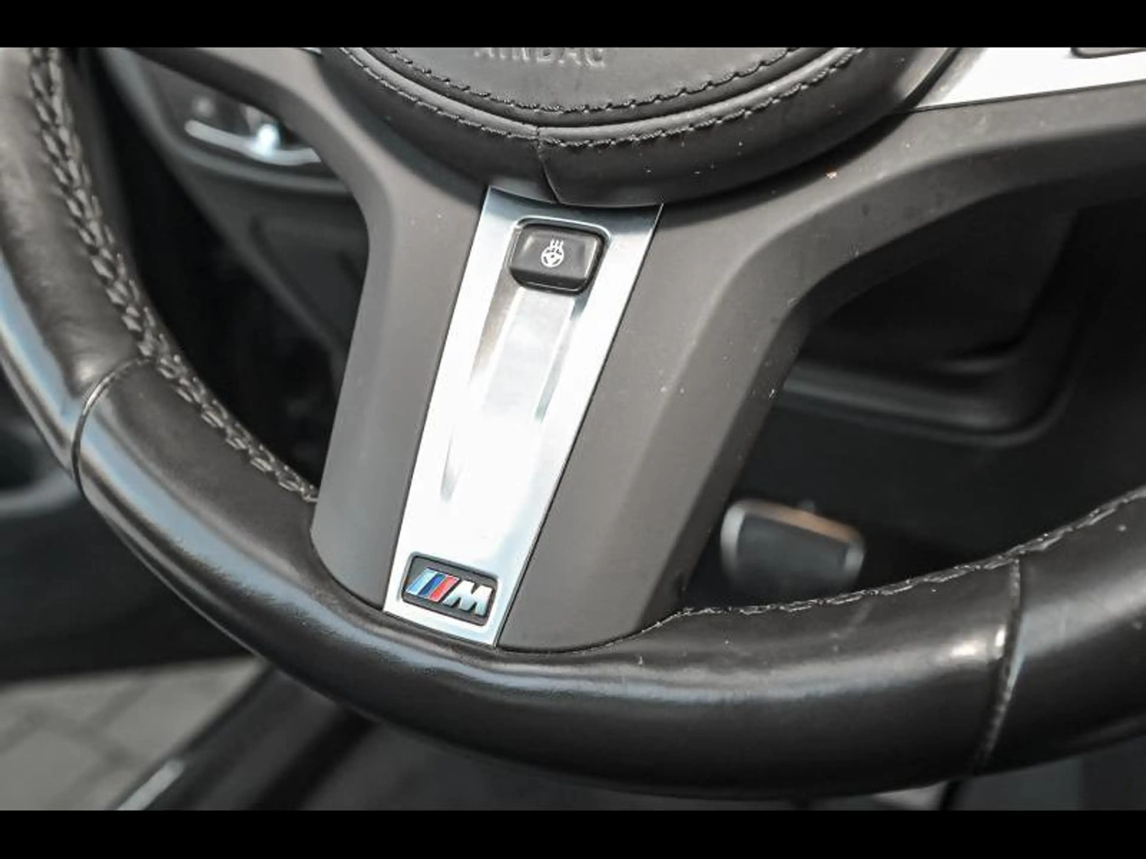 BMW iX3 Model Inspiring — photo 18