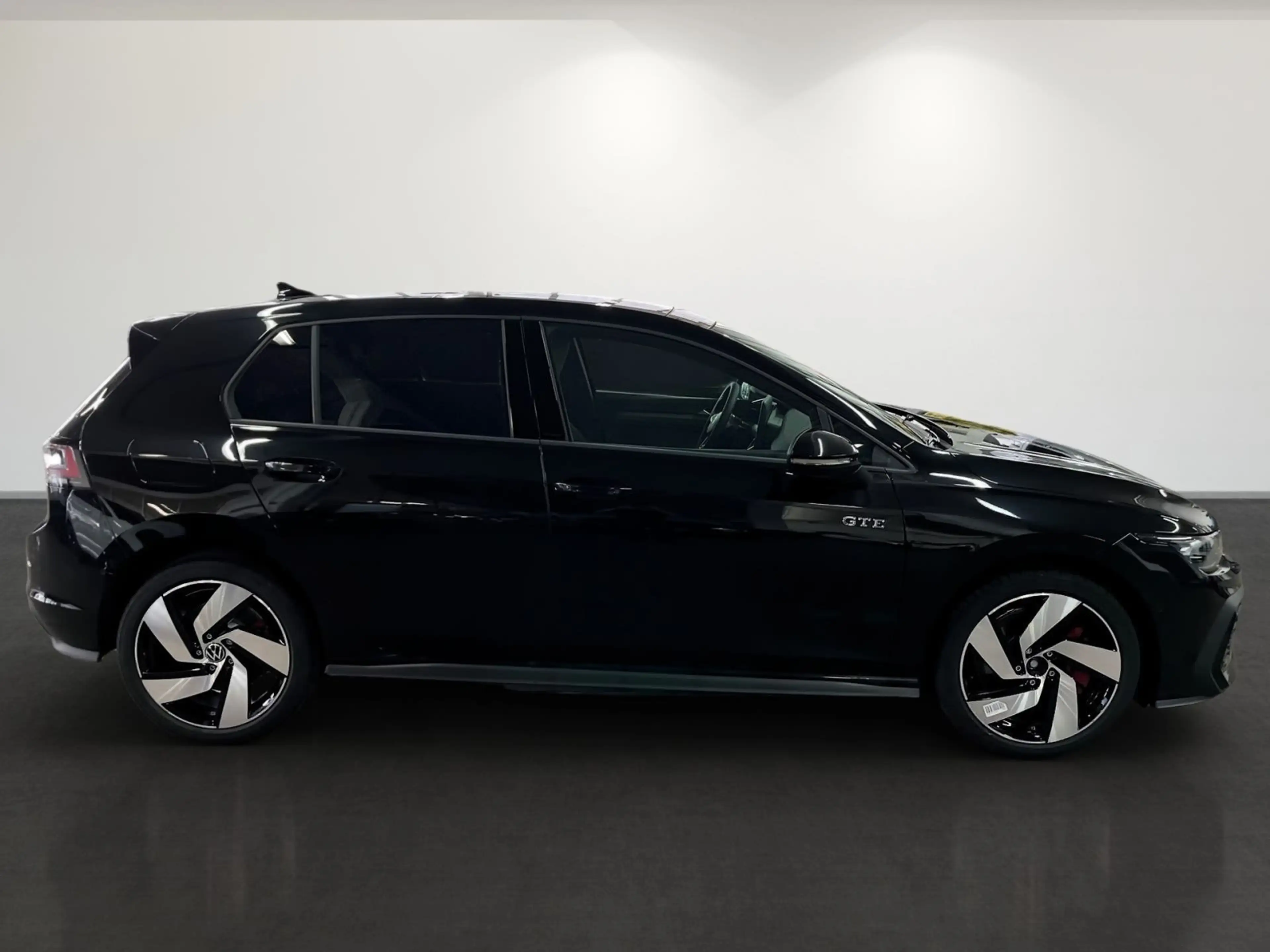 Volkswagen Golf GTE GTE 1.5 eHybrid DSG AHK*Leder*PanoDach — photo 4