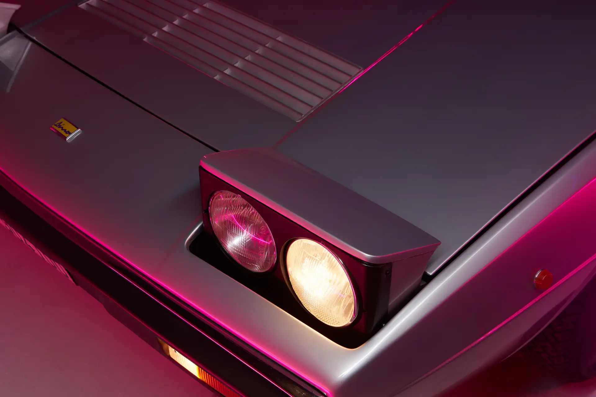 페라리 Dino GT 1976 로즈골드 사진 8