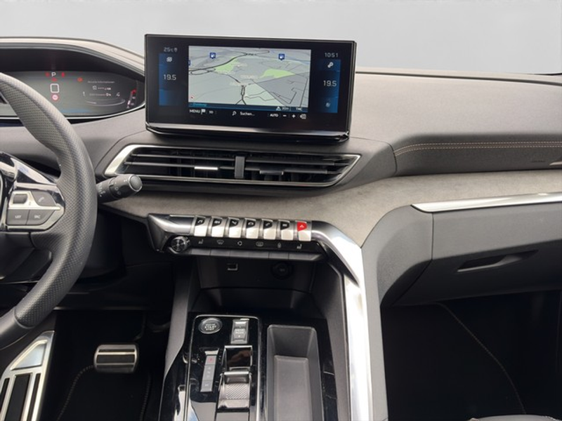 Peugeot 5008 GT HYBRID 136 e-DSC6 — photo 11