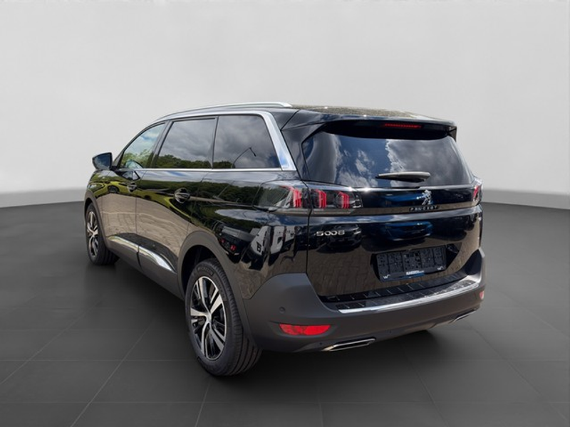 Peugeot 5008 GT HYBRID 136 e-DSC6 — photo 3