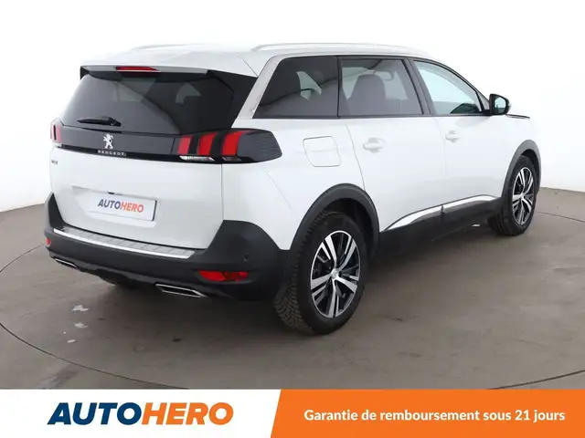 Peugeot 5008 view 6
