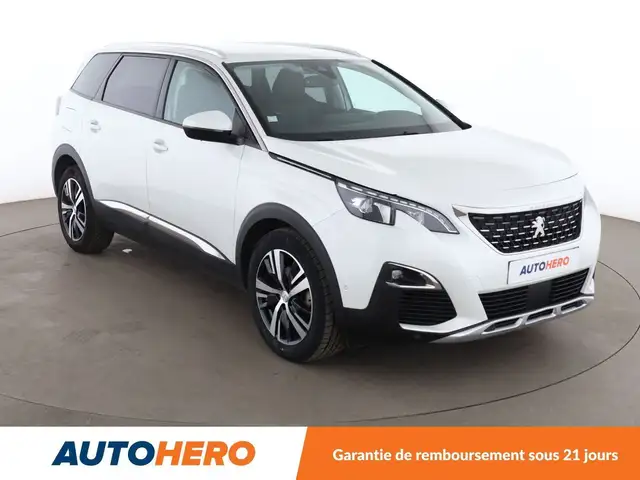 Peugeot 5008 view 8