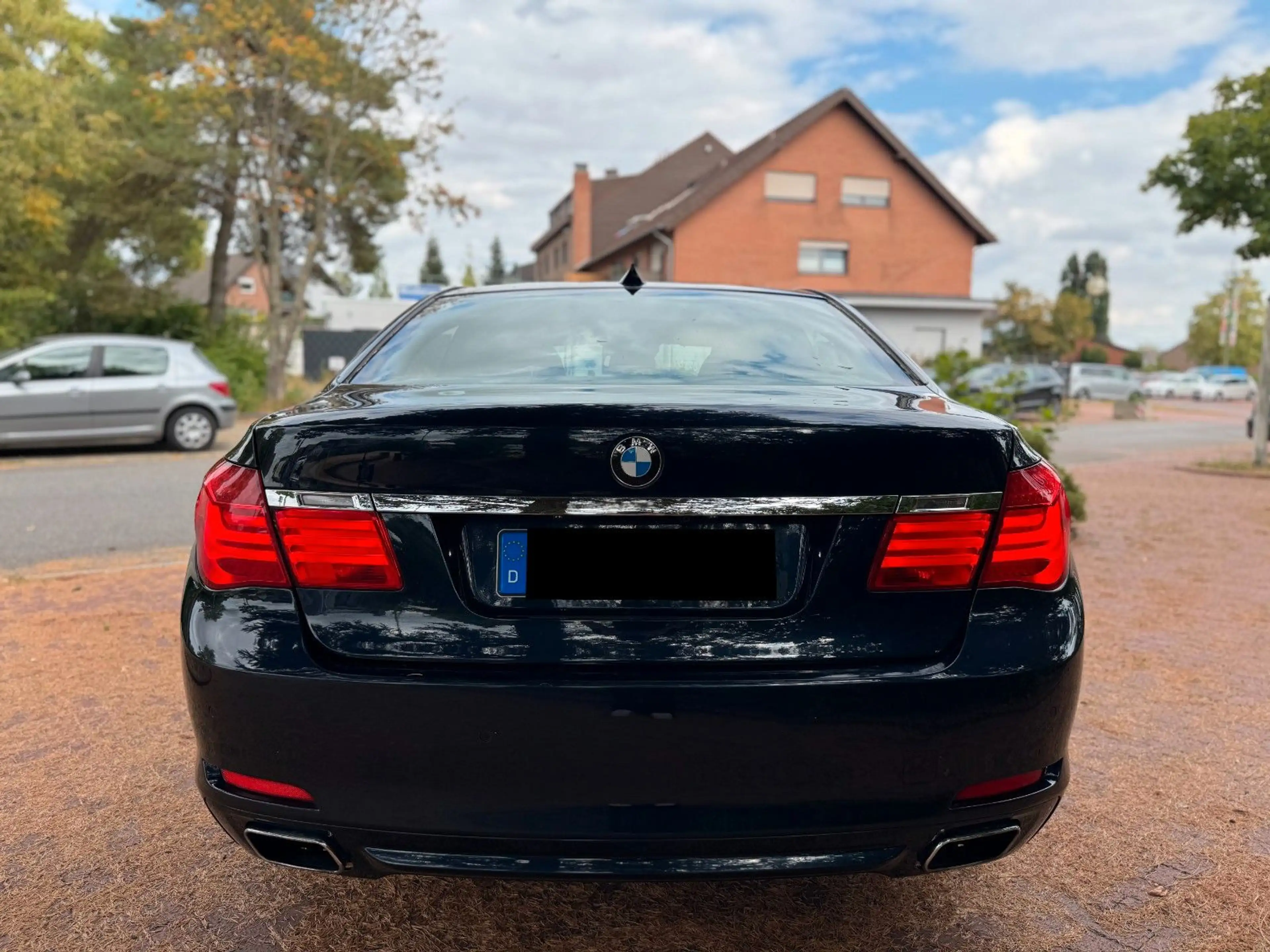 BMW 750 i|Navi|Xenon|Kamera|PDC|Shzg|Head-Up! — photo 4