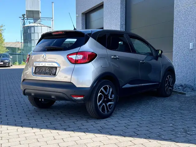 Renault Captur view 5