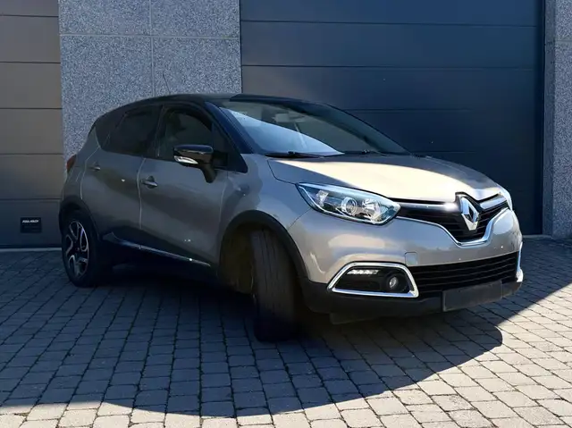 Renault Captur view 3