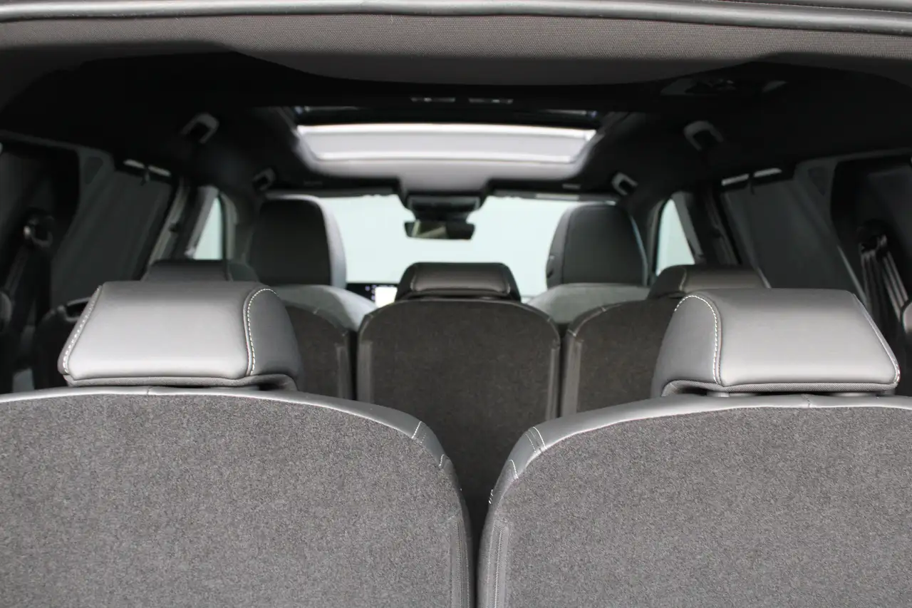 Peugeot 5008 2026 — фото 15