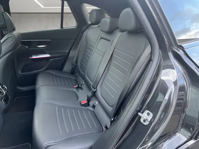 Mercedes-Benz GLC 220 d 4MATIC Distr PTS Shz Navi eHeck Ambi Ansicht 12
