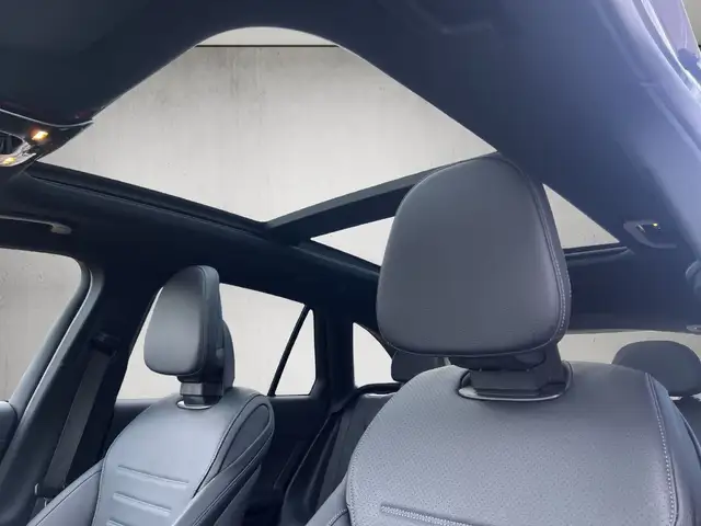 Mercedes-Benz GLC 220 d 4MATIC Distr PTS Shz Navi eHeck Ambi Ansicht 9